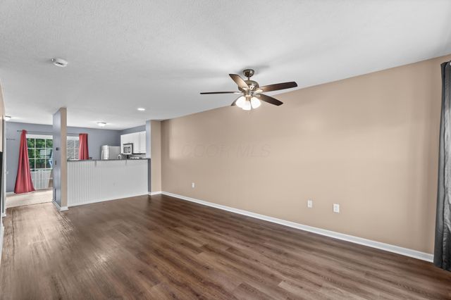 7274 Colonial Affair Drive, 11, New Albany, OH 43054