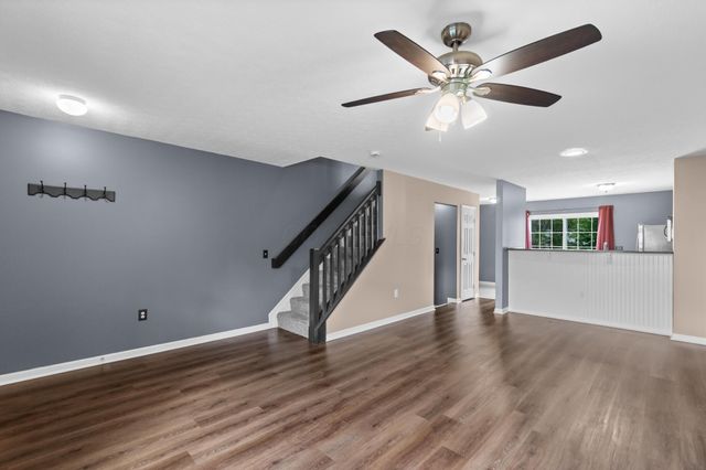 7274 Colonial Affair Drive, 11, New Albany, OH 43054