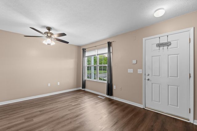 7274 Colonial Affair Drive, 11, New Albany, OH 43054