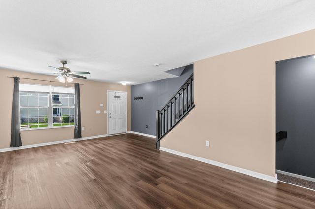 7274 Colonial Affair Drive, 11, New Albany, OH 43054