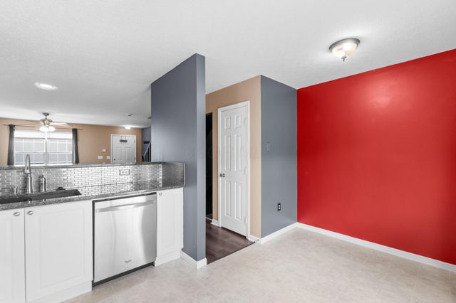 7274 Colonial Affair Drive, 11, New Albany, OH 43054