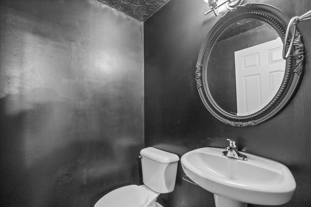 7274 Colonial Affair Drive, 11, New Albany, OH 43054
