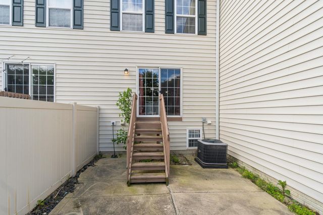 7274 Colonial Affair Drive, 11, New Albany, OH 43054