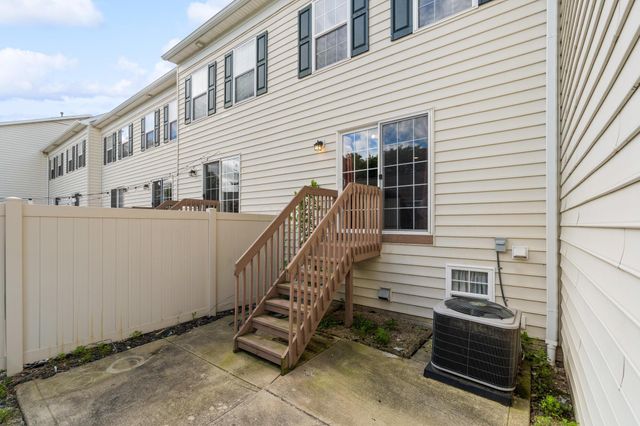 7274 Colonial Affair Drive, 11, New Albany, OH 43054