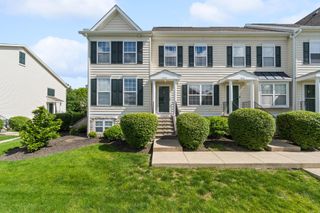 7274 Colonial Affair Drive, 11, New Albany, OH 43054