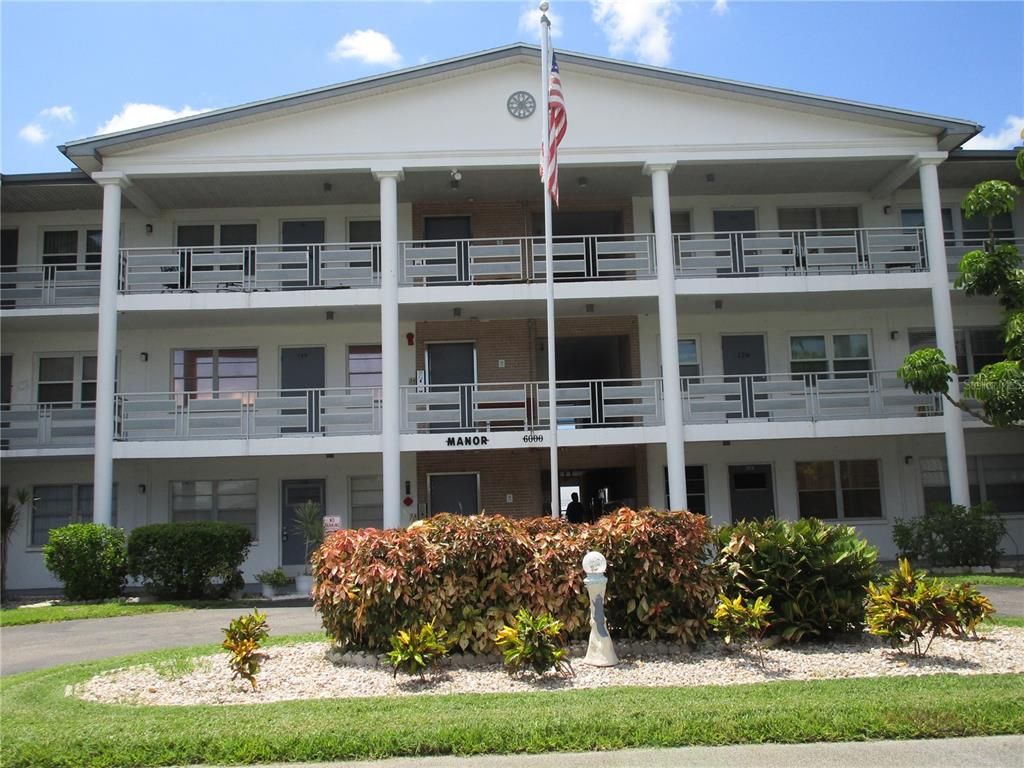 6000 20TH STREET N 127, St Petersburg, FL 33714