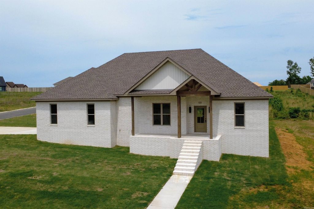 101 Barton Street, Beebe, AR 72012