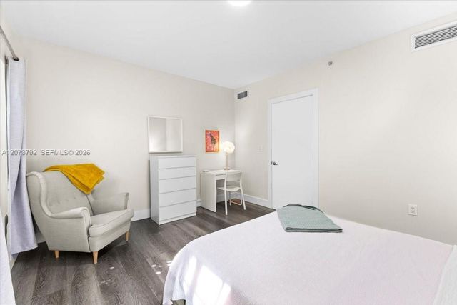 435 21st Street 111, Miami Beach, FL 33139