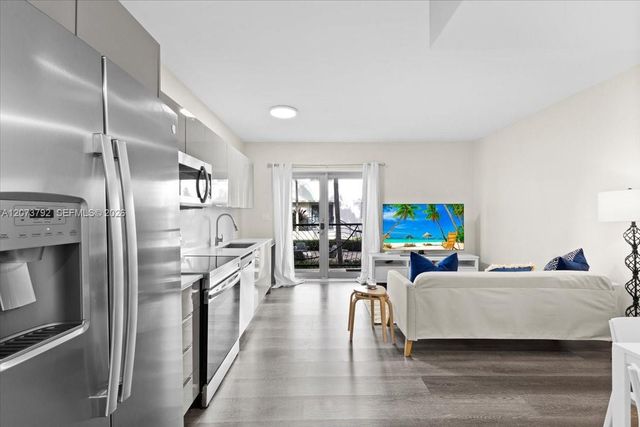435 21st Street 111, Miami Beach, FL 33139