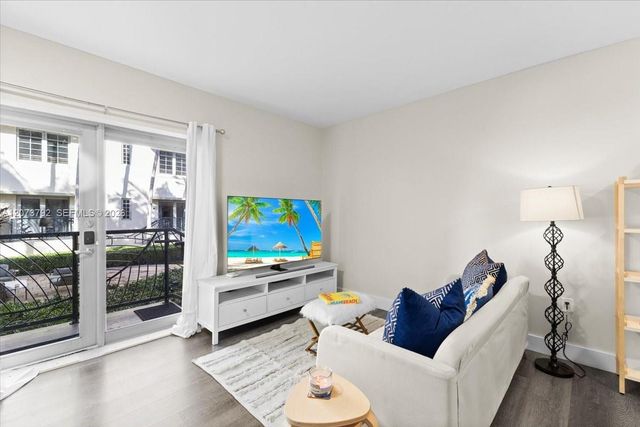 435 21st Street 111, Miami Beach, FL 33139