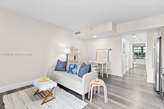 435 21st Street 111, Miami Beach, FL 33139