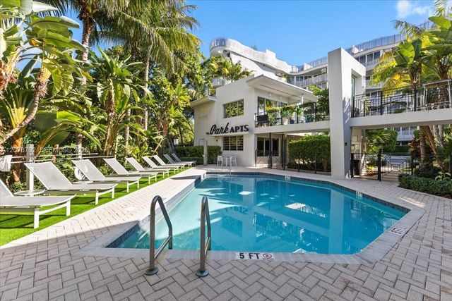 435 21st Street 111, Miami Beach, FL 33139