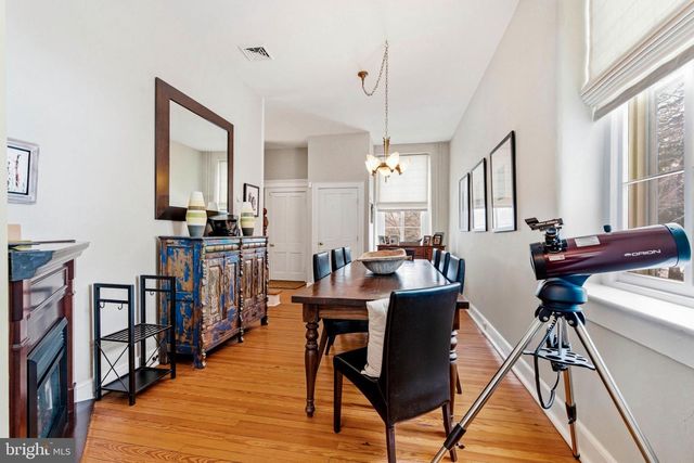 1 WILSON DR, Stockton, NJ 08559