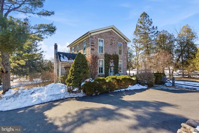 1 WILSON DR, Stockton, NJ 08559