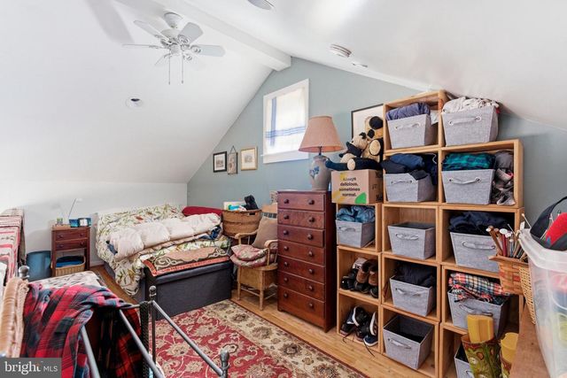 1 WILSON DR, Stockton, NJ 08559