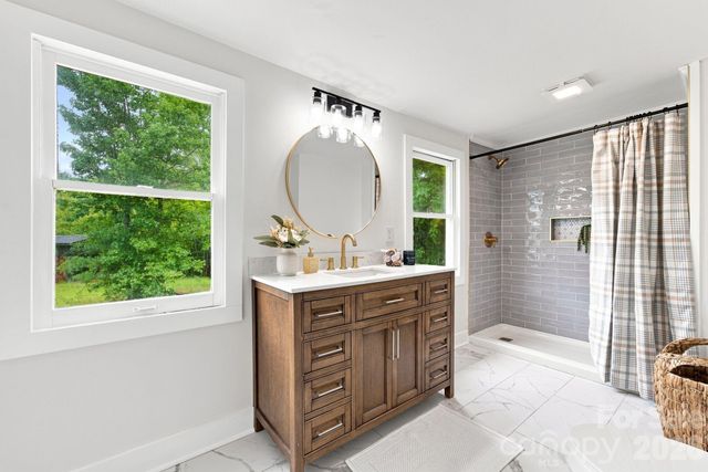 1325 King Road, Salisbury, NC 28146