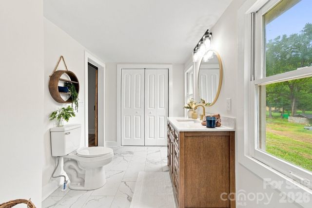 1325 King Road, Salisbury, NC 28146