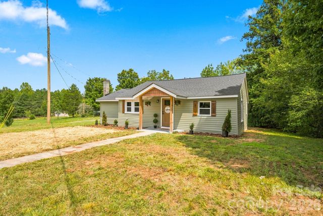 1325 King Road, Salisbury, NC 28146