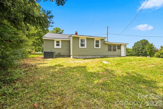 1325 King Road, Salisbury, NC 28146