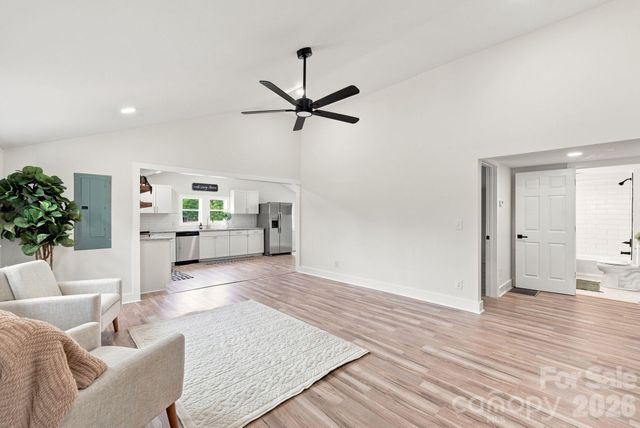 1325 King Road, Salisbury, NC 28146