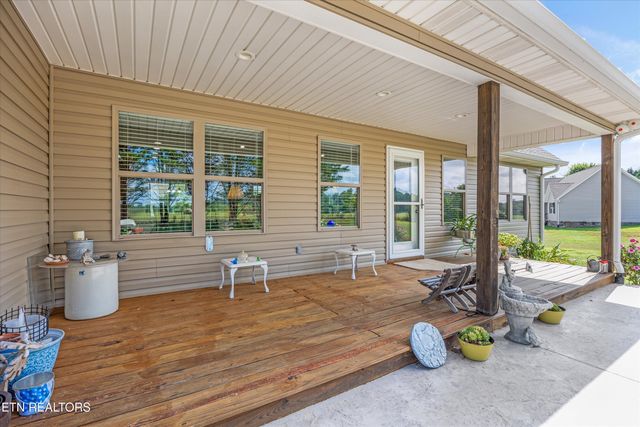 155 Wind Chase Way, Madisonville, TN 37354