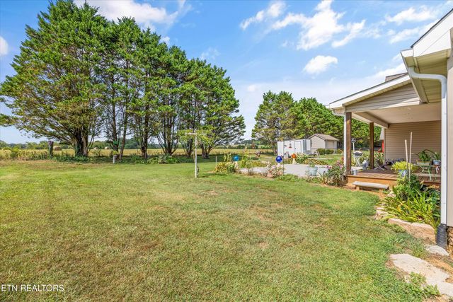 155 Wind Chase Way, Madisonville, TN 37354