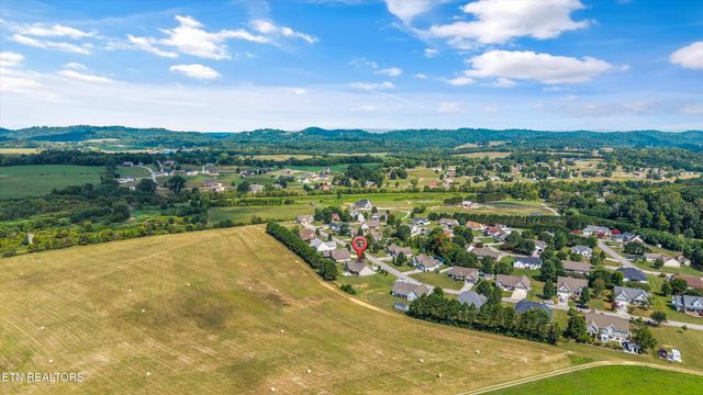 155 Wind Chase Way, Madisonville, TN 37354