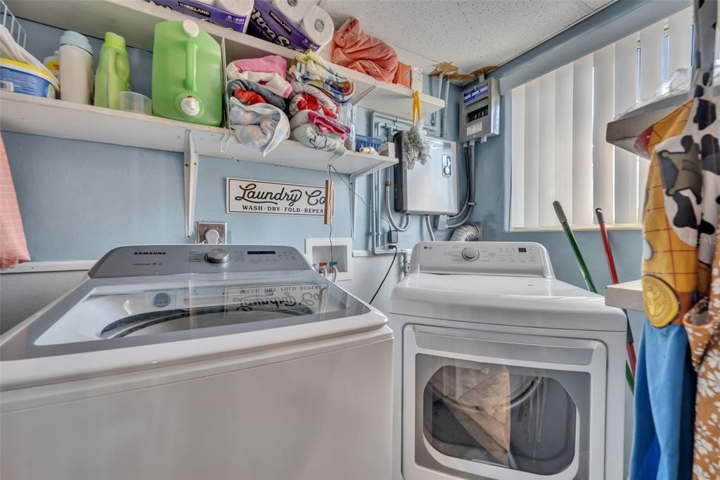 Image 17 of property listing at 715 ALCAZAR AVENUE, Ormond Beach, FL 32174