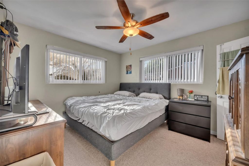 Image 23 of property listing at 715 ALCAZAR AVENUE, Ormond Beach, FL 32174