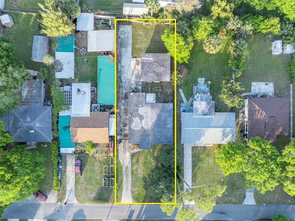 Image 42 of property listing at 715 ALCAZAR AVENUE, Ormond Beach, FL 32174