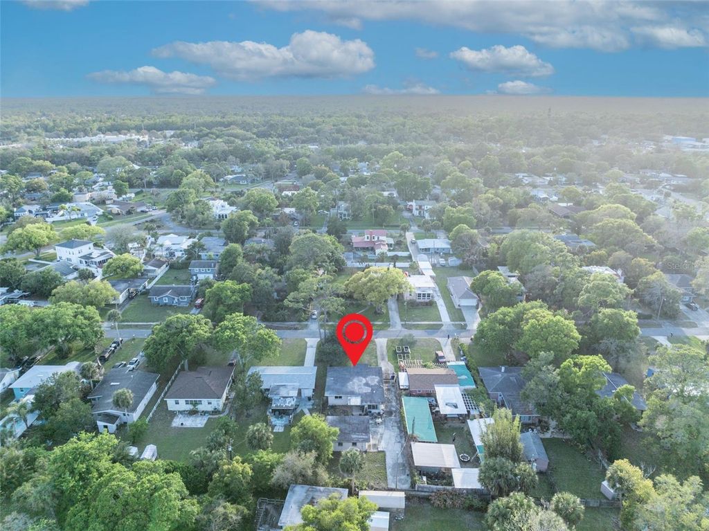 Image 53 of property listing at 715 ALCAZAR AVENUE, Ormond Beach, FL 32174