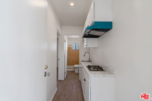 945 N Ditman Avenue, Los Angeles, CA 90063