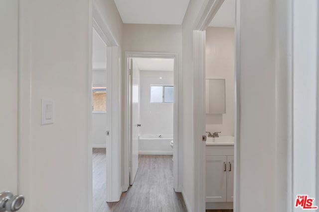 945 N Ditman Avenue, Los Angeles, CA 90063