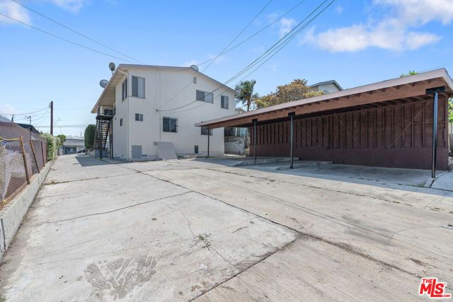 945 N Ditman Avenue, Los Angeles, CA 90063