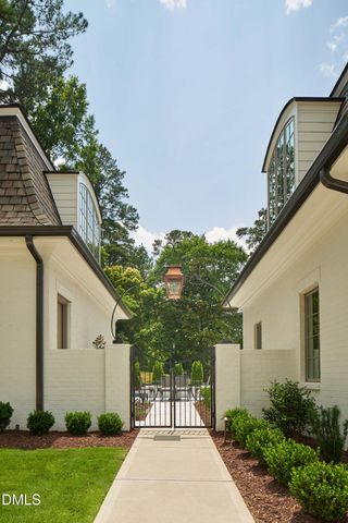 2809 Grant Avenue, Raleigh, NC 27607