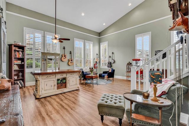 10 Kali Ct, Oakley, CA 94561