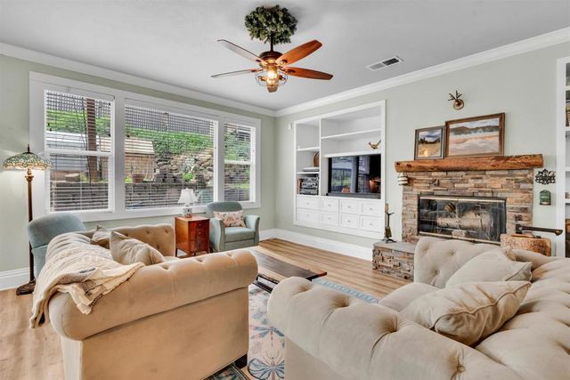 10 Kali Ct, Oakley, CA 94561