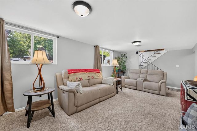 21 Gary Glen Drive, St Peters, MO 63376