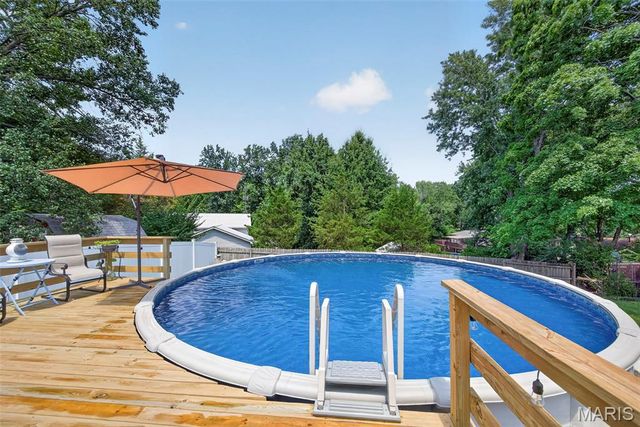 21 Gary Glen Drive, St Peters, MO 63376