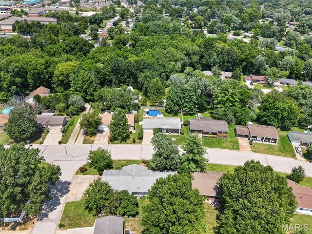 21 Gary Glen Drive, St Peters, MO 63376