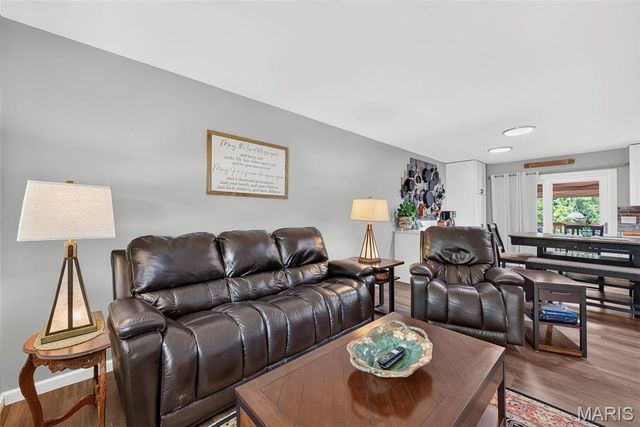 21 Gary Glen Drive, St Peters, MO 63376