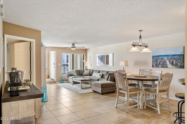 16739 E EL LAGO Boulevard 103, Fountain Hills, AZ 85268