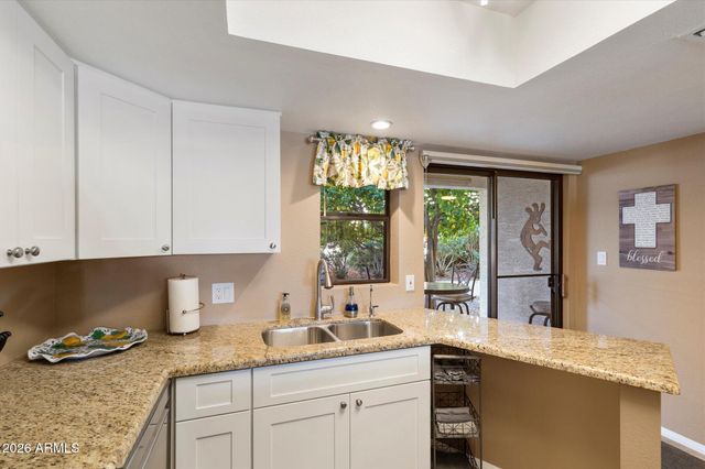 16739 E EL LAGO Boulevard 103, Fountain Hills, AZ 85268