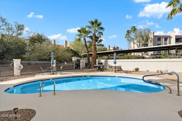 16739 E EL LAGO Boulevard 103, Fountain Hills, AZ 85268