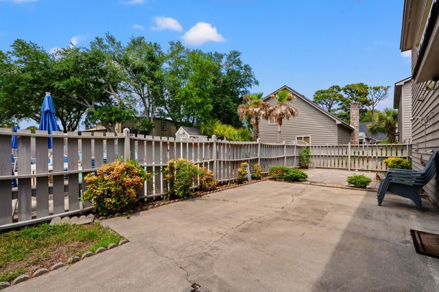 1708 B Edge Dr., North Myrtle Beach, SC 29582