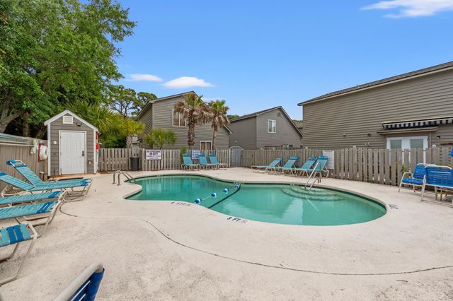 1708 B Edge Dr., North Myrtle Beach, SC 29582