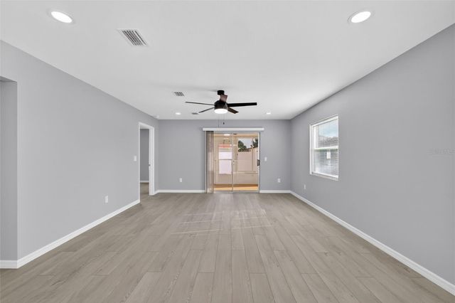 1336 LAJOLLA CIR, The Villages, FL 32159