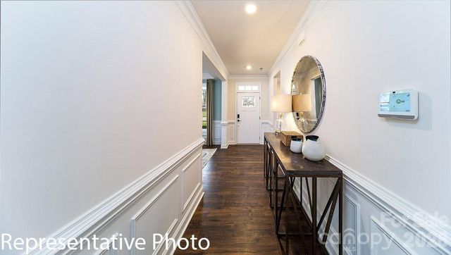 108 Rhuidean Court, Troutman, NC 28166