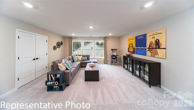 108 Rhuidean Court, Troutman, NC 28166