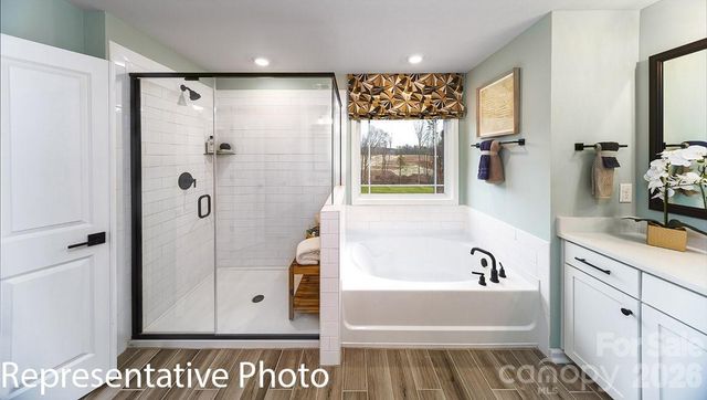 108 Rhuidean Court, Troutman, NC 28166